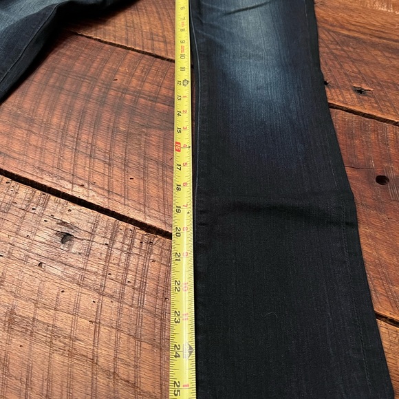 Big Star liv skinny jeans dark wash. Size 26R. - Picture 5 of 10